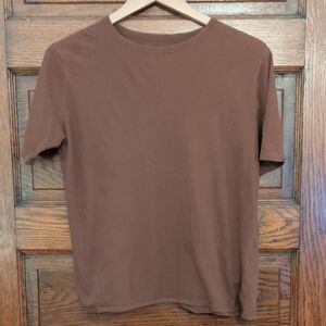 Everlane Women's Short Sleeve Tee in Brown